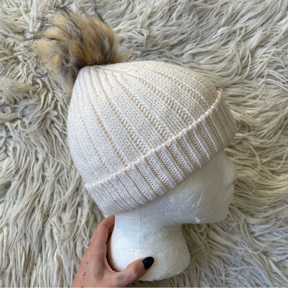 J. Crew Ivory Wool Blend Ribbed Faux Fur Pom-Pom Beanie Hat BM779 NWT One Size main image 8